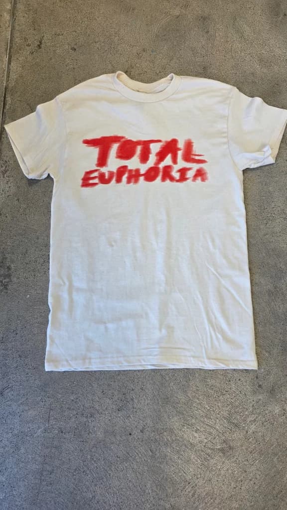 27762